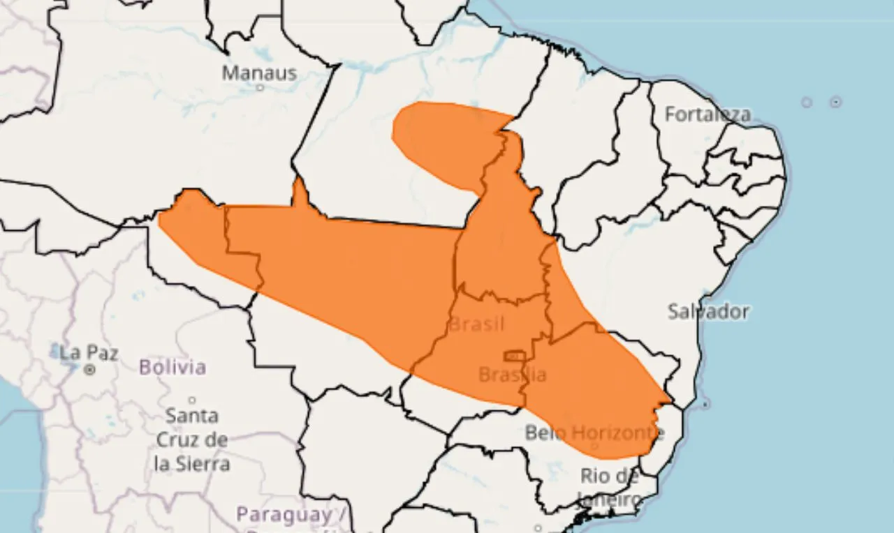 A imagem mostra às em alerta laranja para chuva intensa e rajadas de vento em grande parte das regiões do país